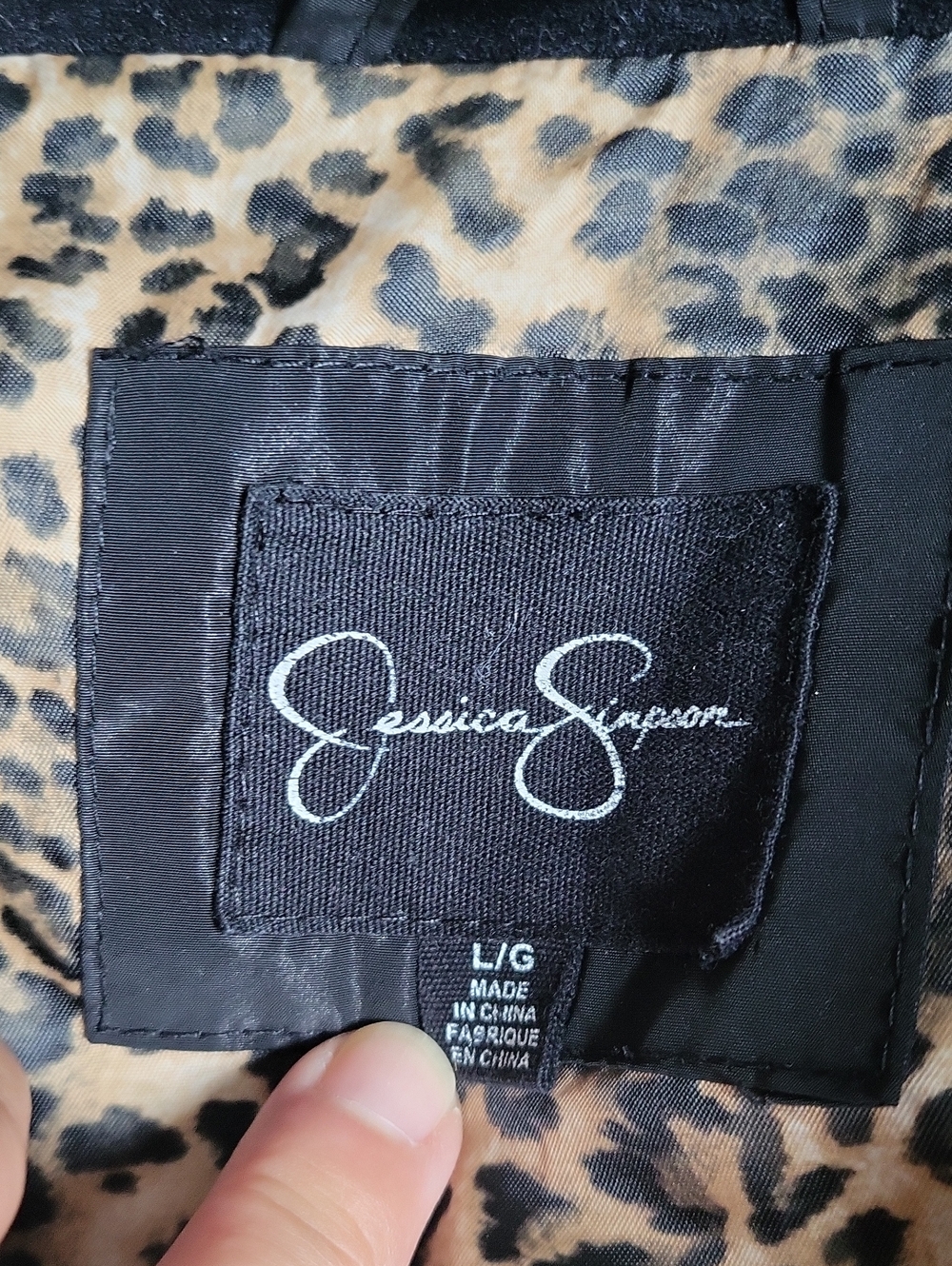 Black winter jacket - Picture 2 of 9